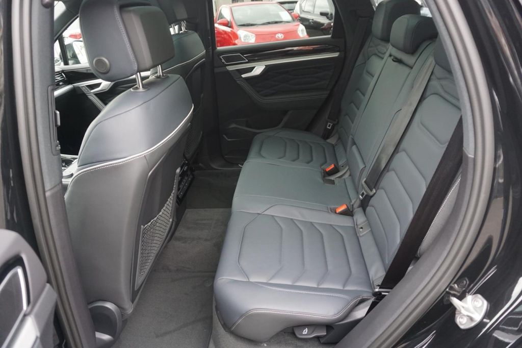 Volkswagen Touareg 2025