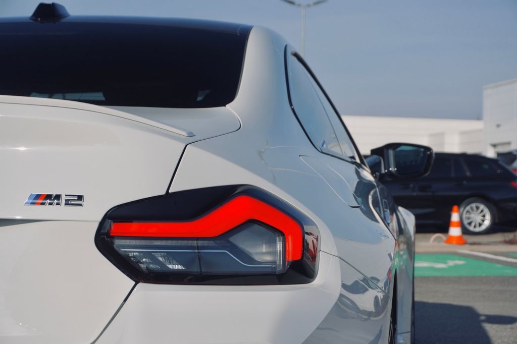 BMW M2 2025