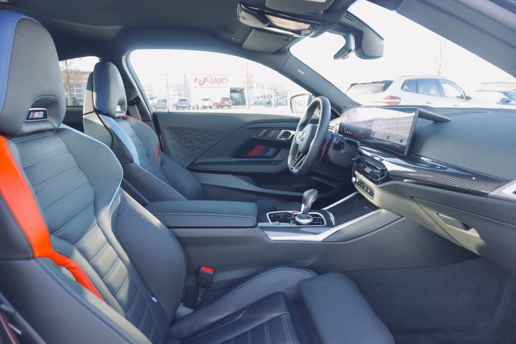 BMW M2 2025