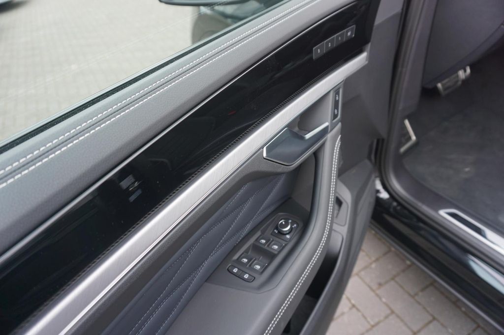 Volkswagen Touareg 2025