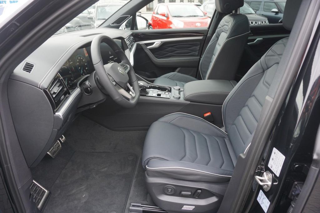 Volkswagen Touareg 2025