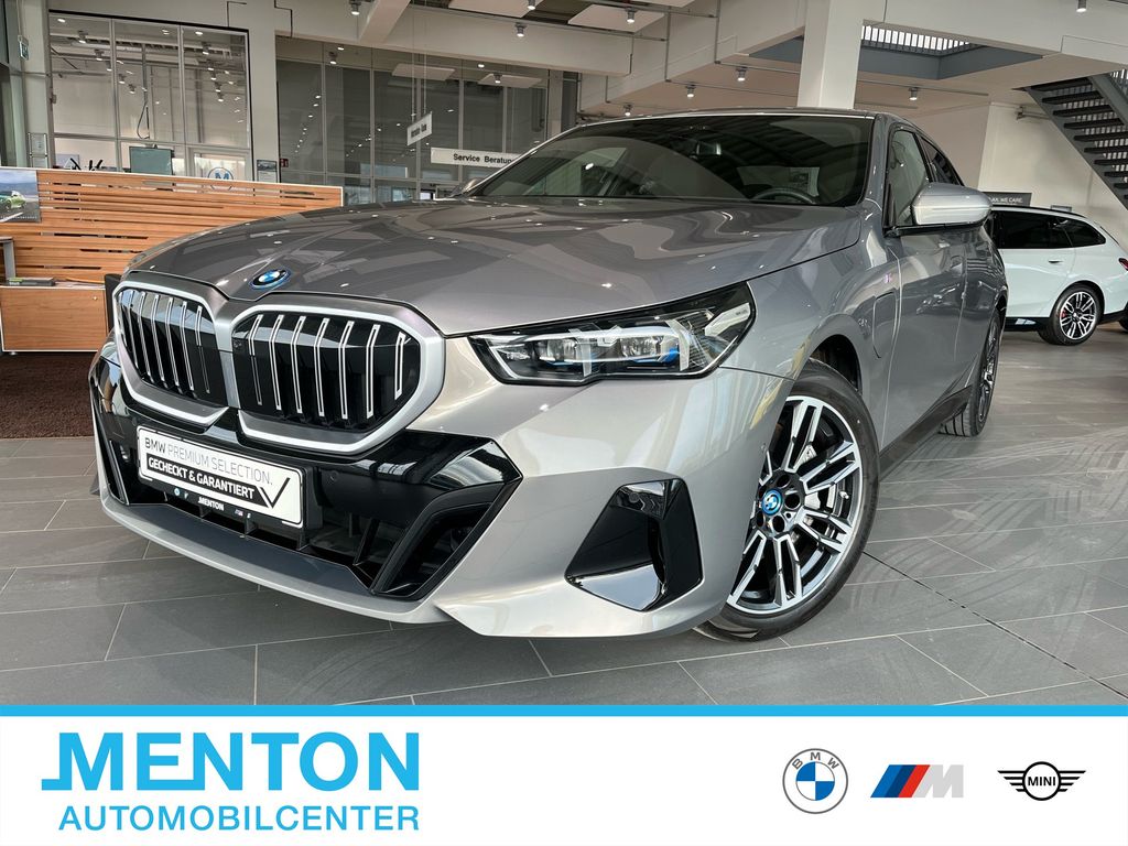 BMW 550 2024