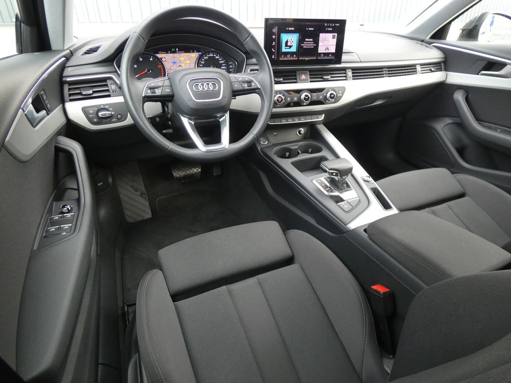 Audi A4 2021