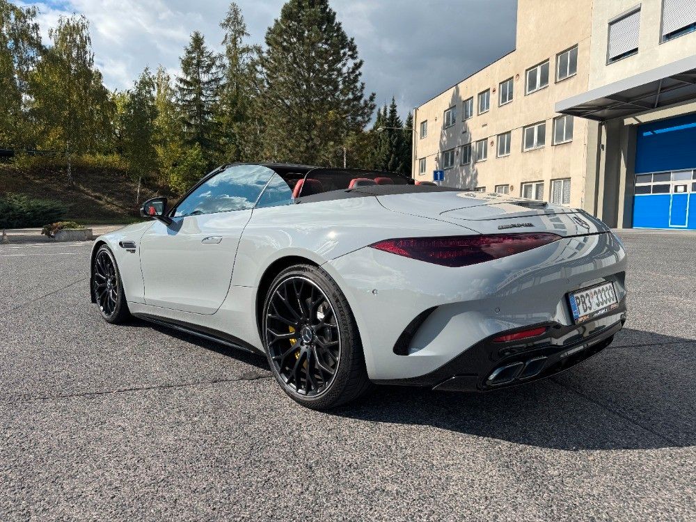 Mercedes-Benz SL 63 AMG 2023