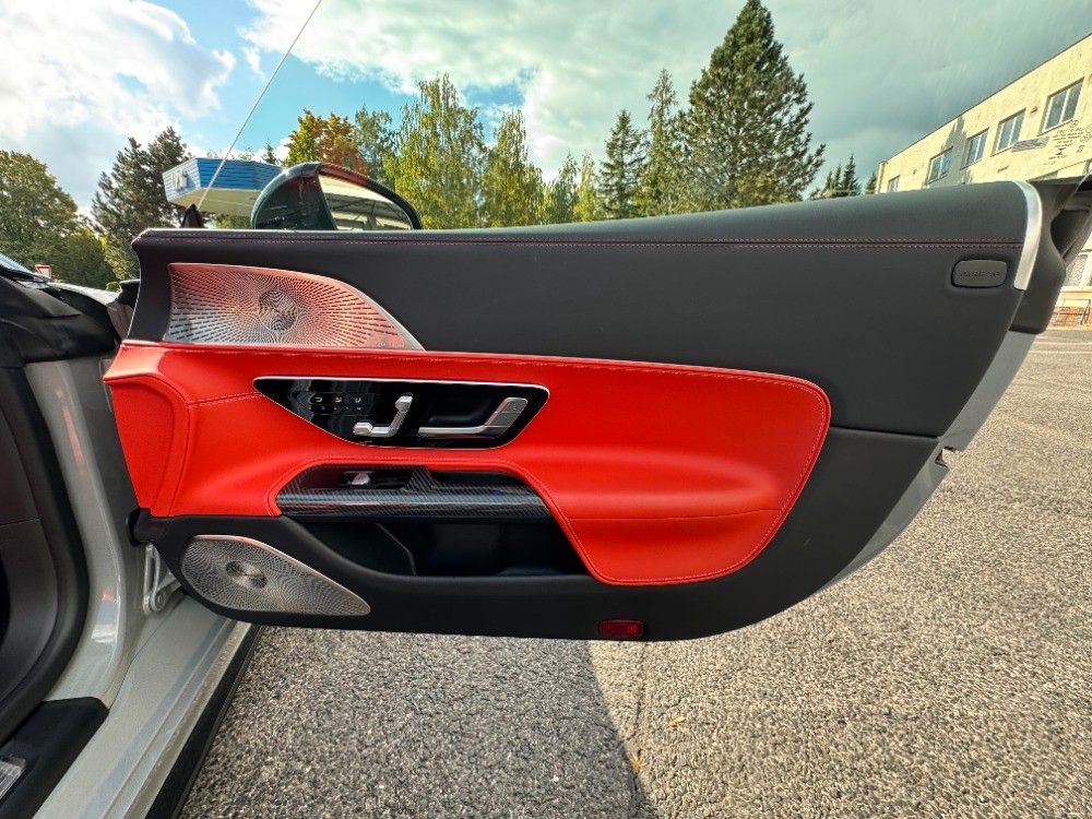 Mercedes-Benz SL 63 AMG 2023