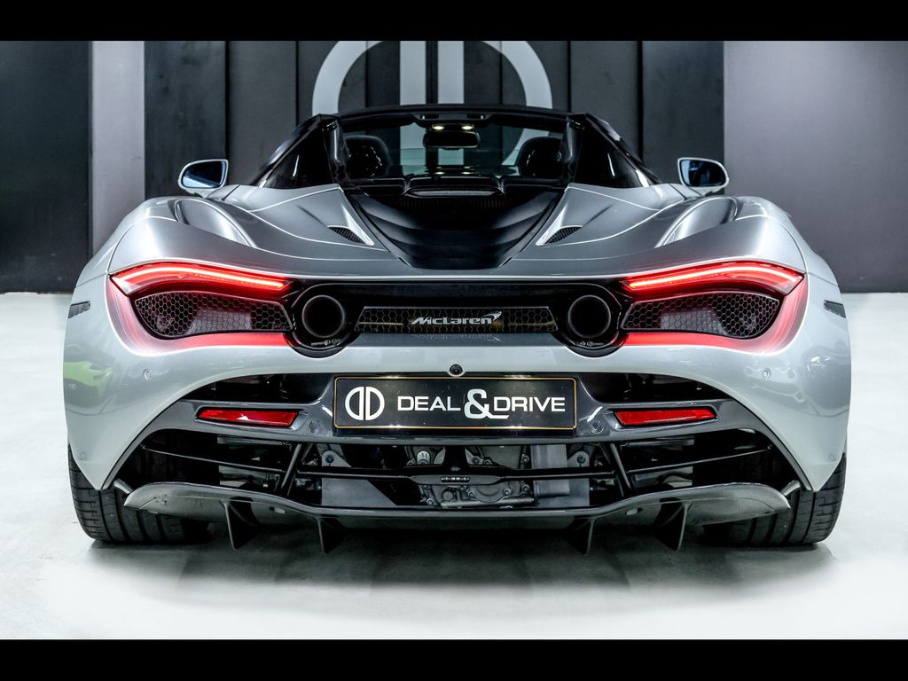 McLaren 720S 2022
