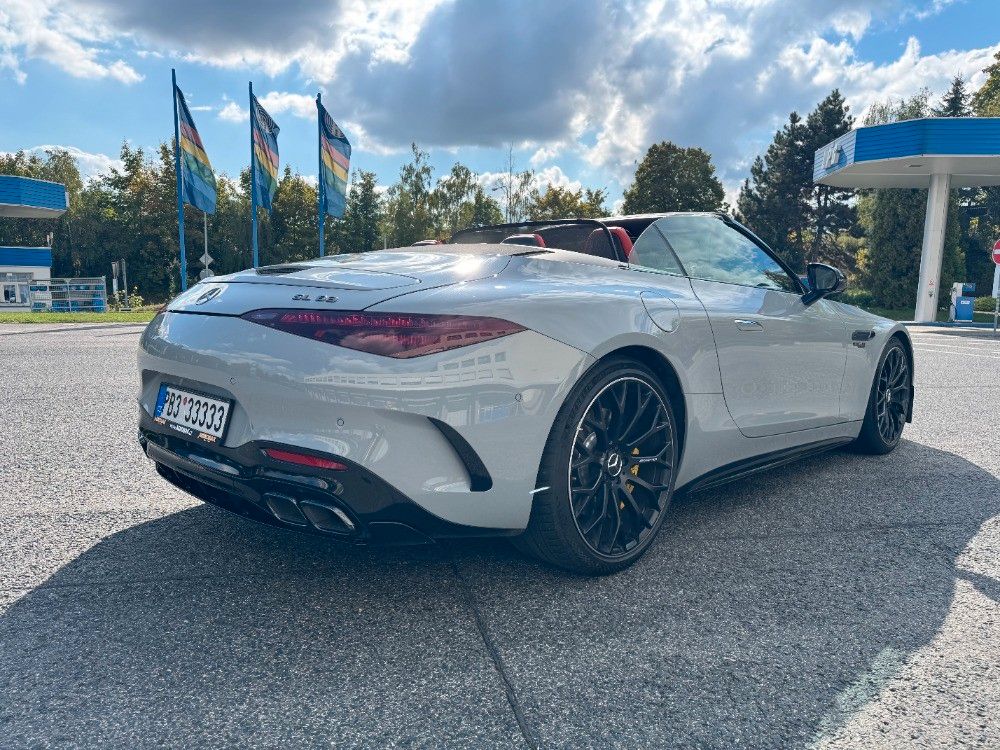 Mercedes-Benz SL 63 AMG 2023