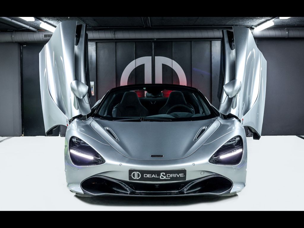 McLaren 720S 2022
