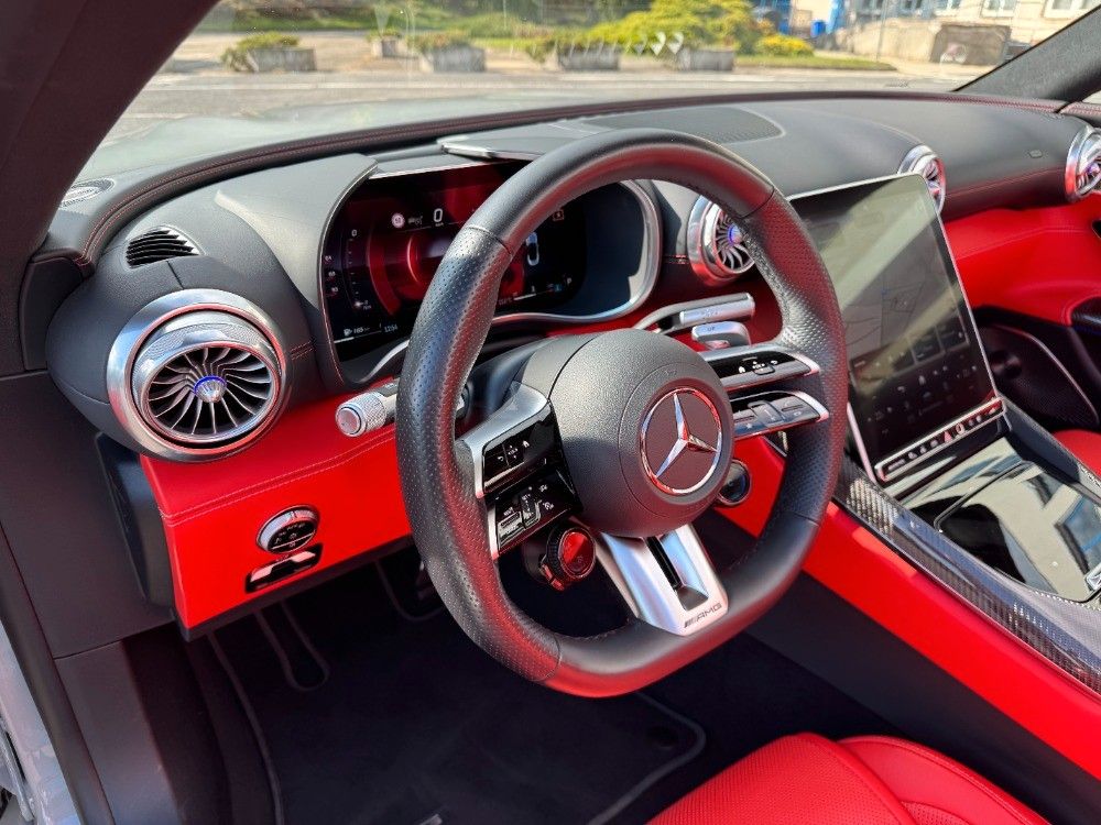 Mercedes-Benz SL 63 AMG 2023