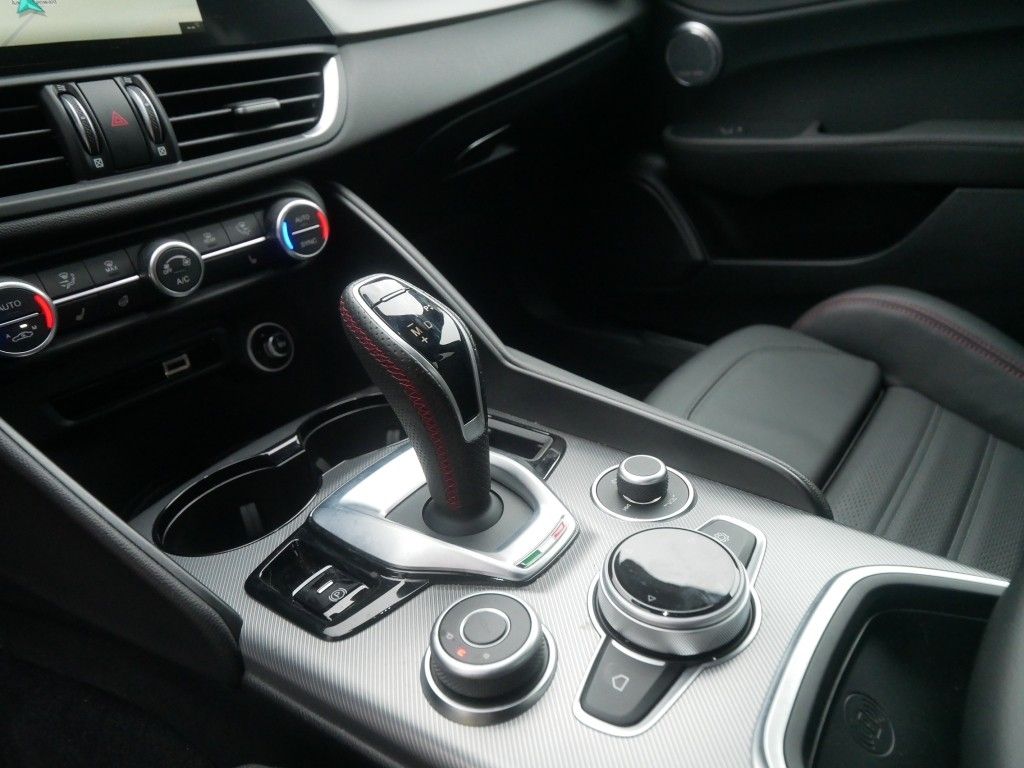 Alfa Romeo Giulia 2023