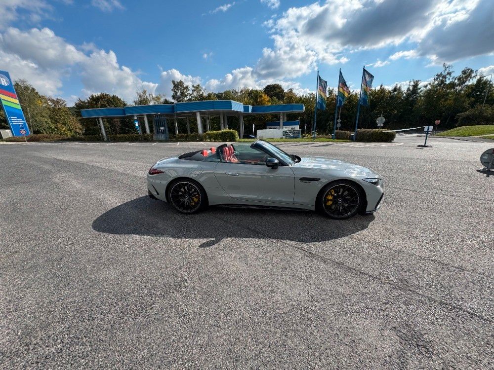 Mercedes-Benz SL 63 AMG 2023