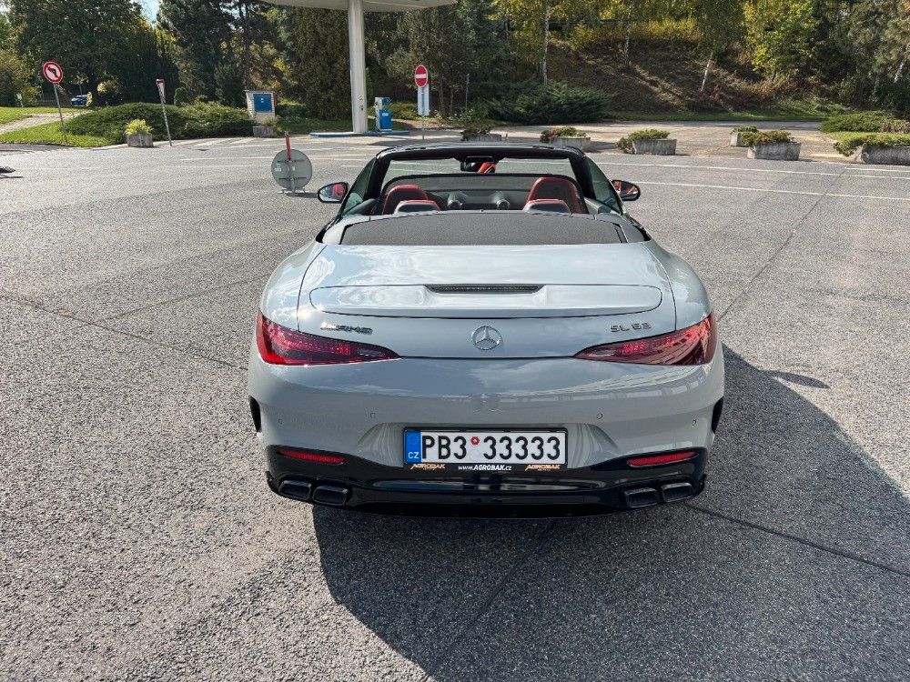 Mercedes-Benz SL 63 AMG 2023