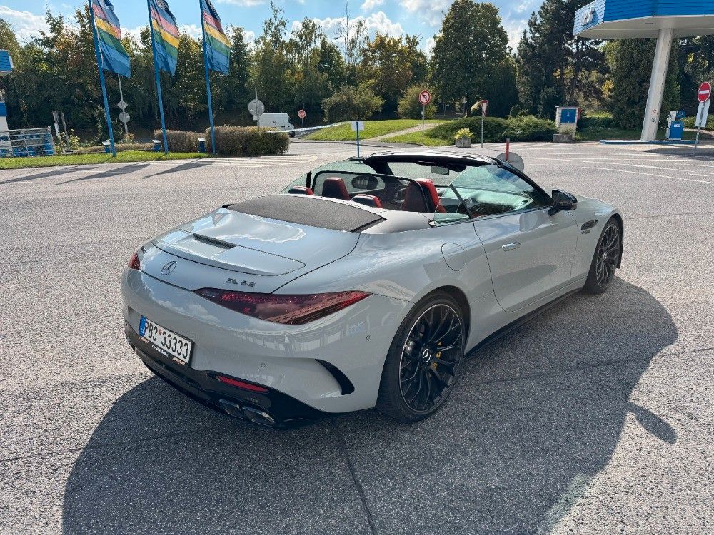 Mercedes-Benz SL 63 AMG 2023