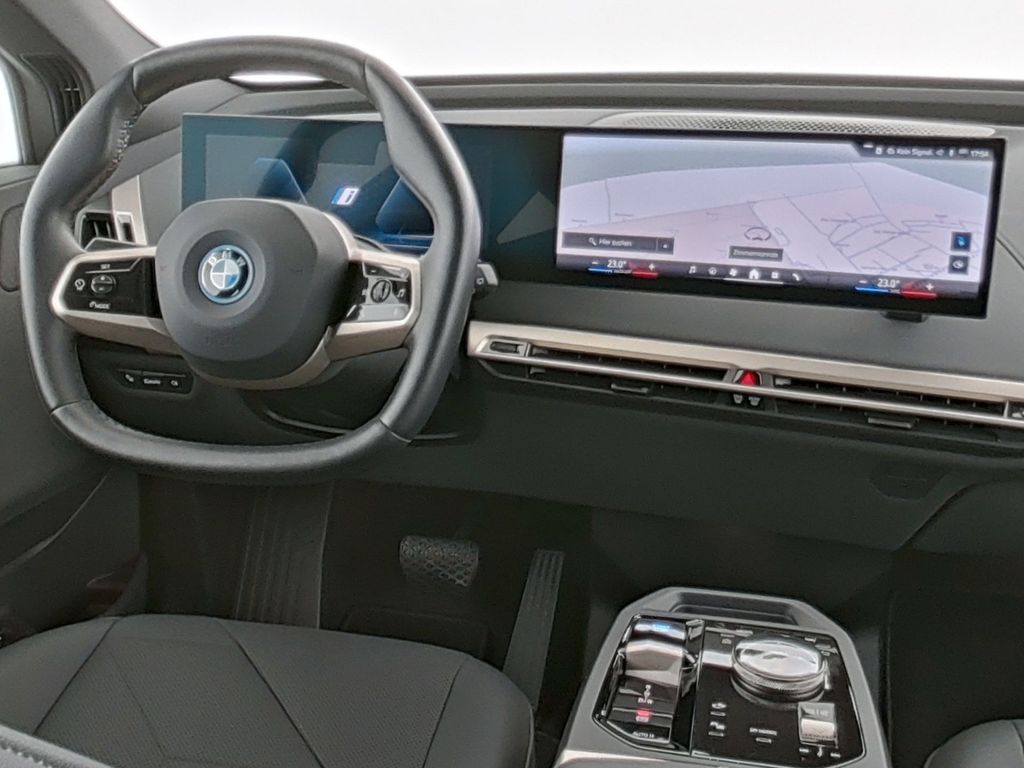 BMW iX 2023