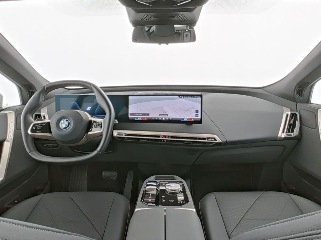 BMW iX 2023