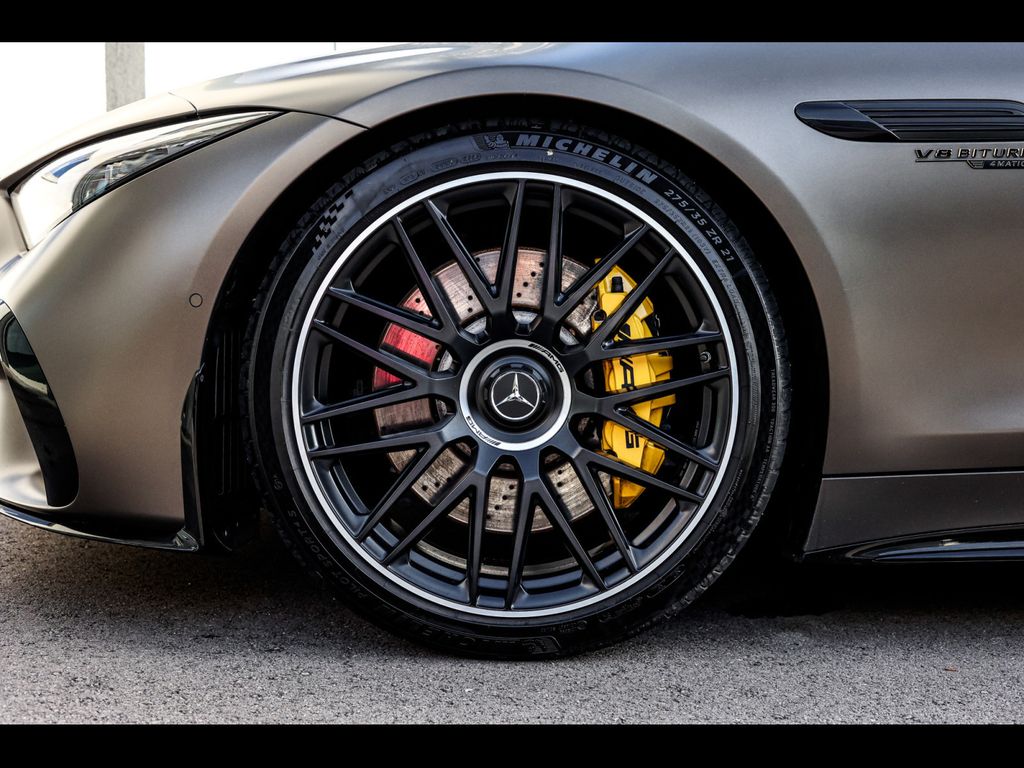 Mercedes-Benz SL 63 AMG 2023