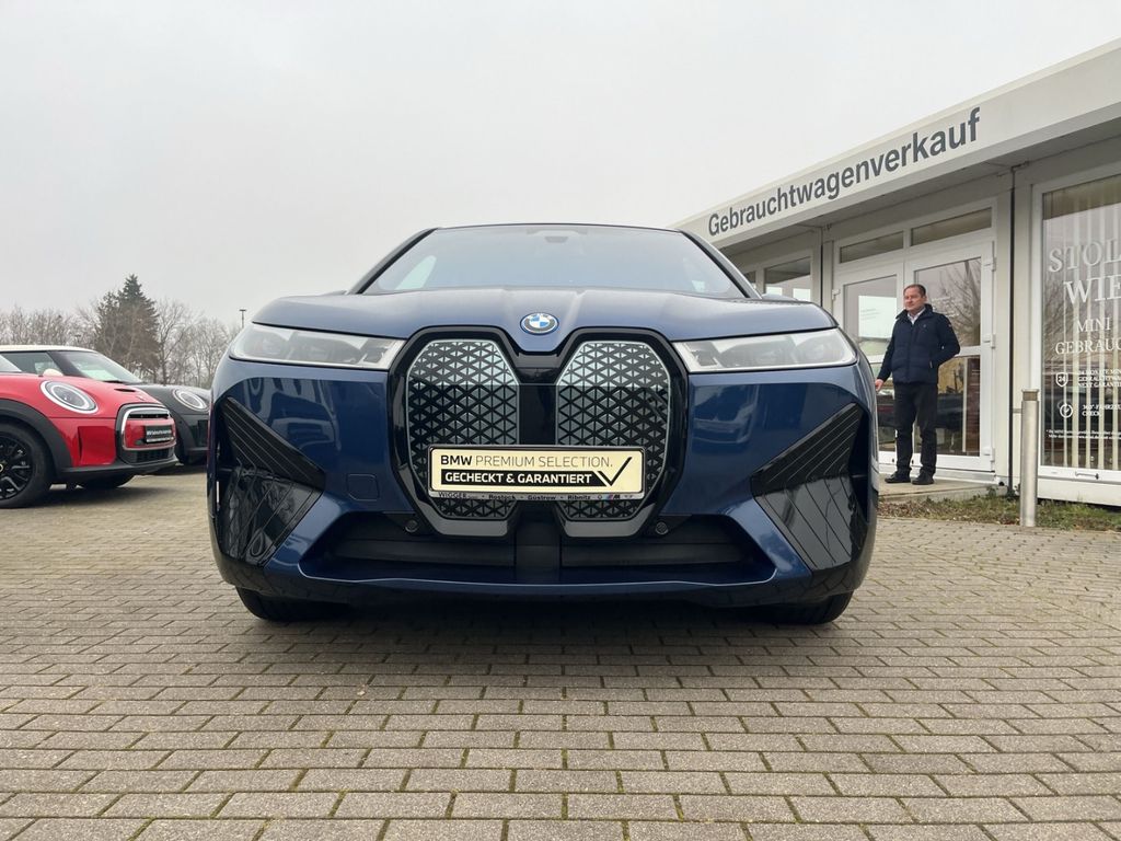 BMW iX 2022