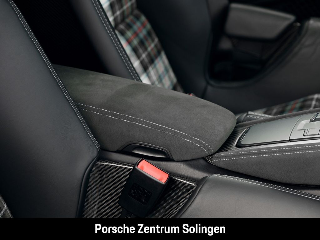 Porsche Boxster 2024