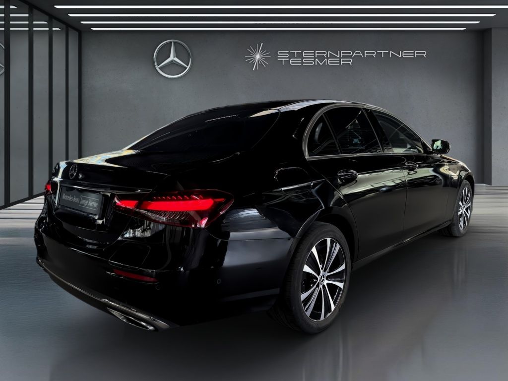 Mercedes-Benz E 300 2021