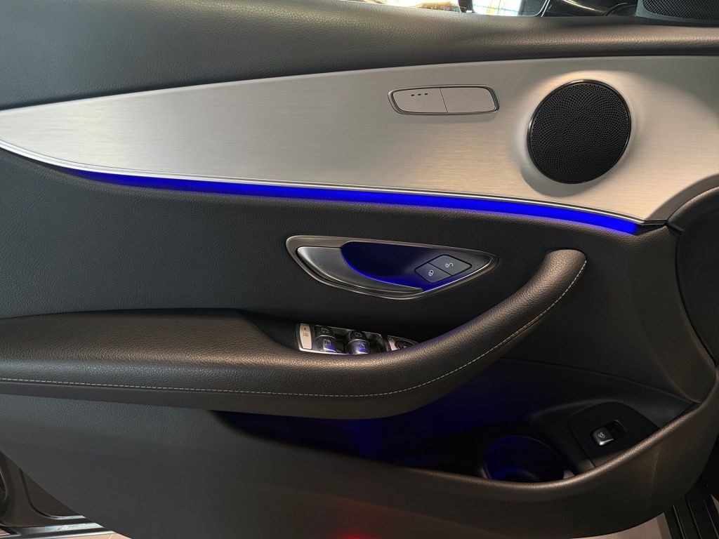 Mercedes-Benz E 300 2021