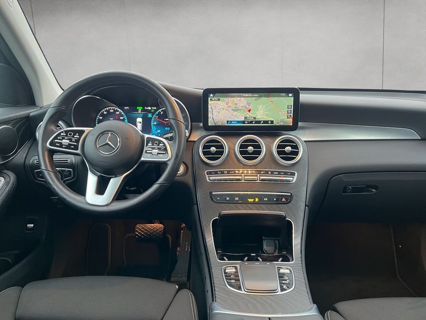 Mercedes-Benz GLC 300 2021