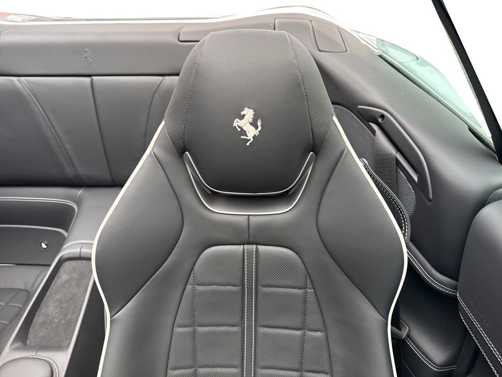 Ferrari Portofino 2023