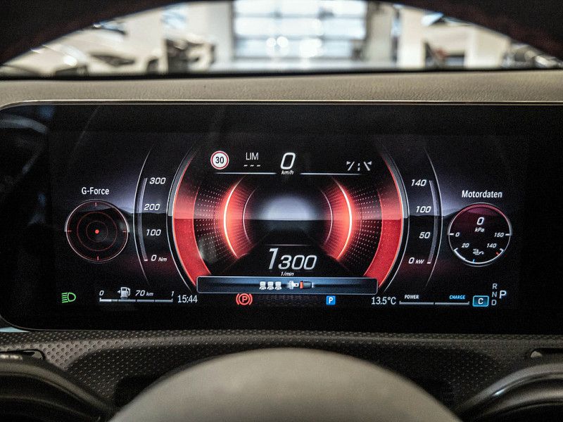 Mercedes-Benz CLA 220 2024