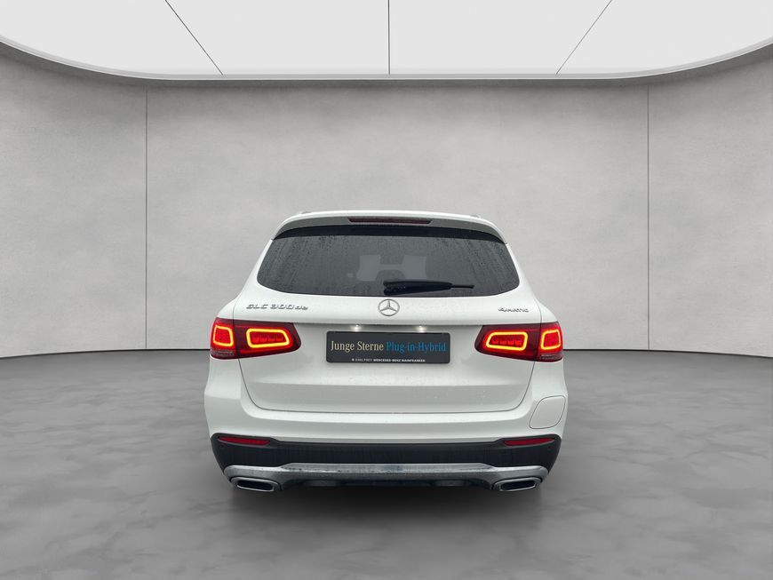 Mercedes-Benz GLC 300 2021