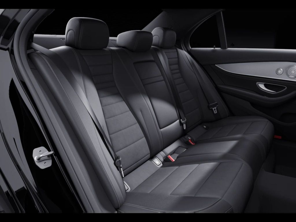 Mercedes-Benz E 300 2022