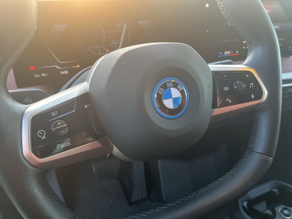 BMW iX 2022