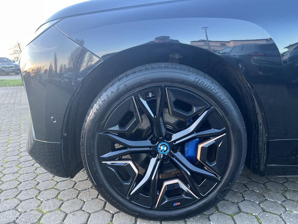 BMW iX 2022