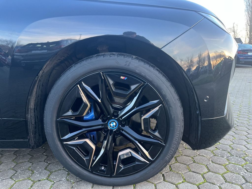 BMW iX 2022