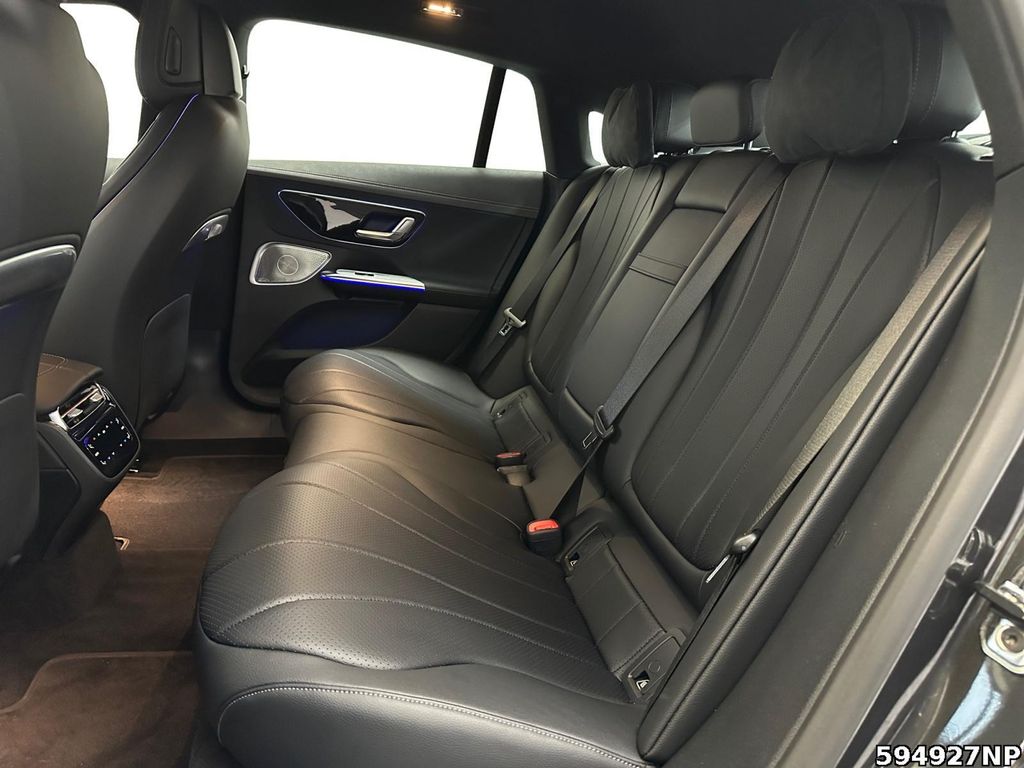 Mercedes-Benz EQE 2024