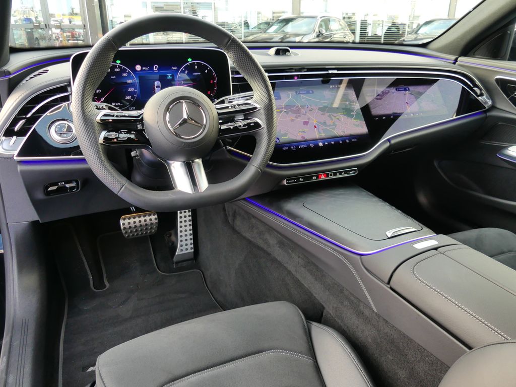 Mercedes-Benz E 220 2025