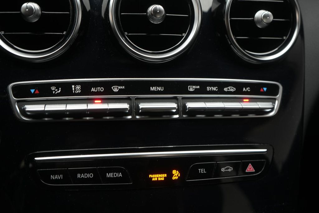 Mercedes-Benz C 300 2021