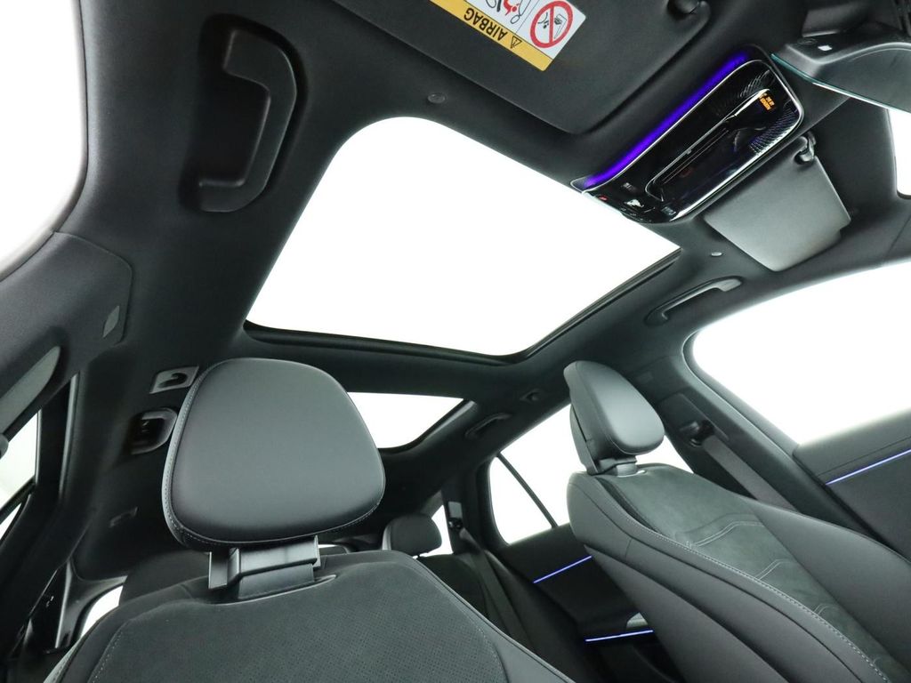 Mercedes-Benz E 300 2025