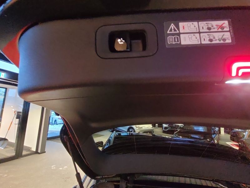Mercedes-Benz C 220 2026