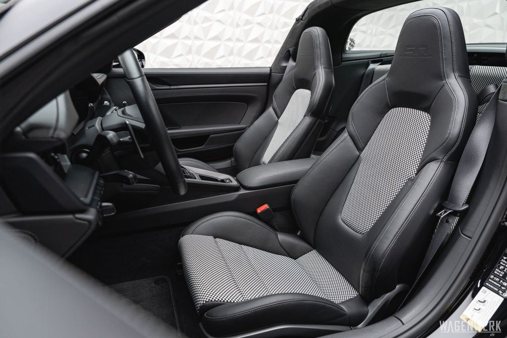 Porsche 992 2022