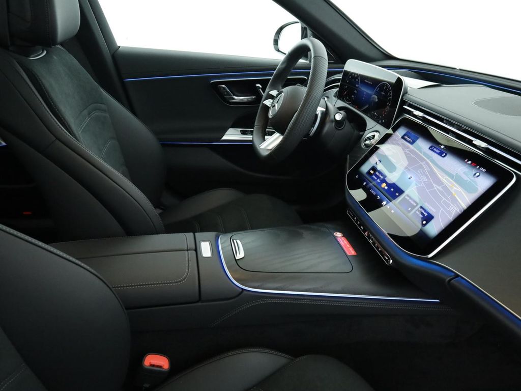 Mercedes-Benz E 300 2025