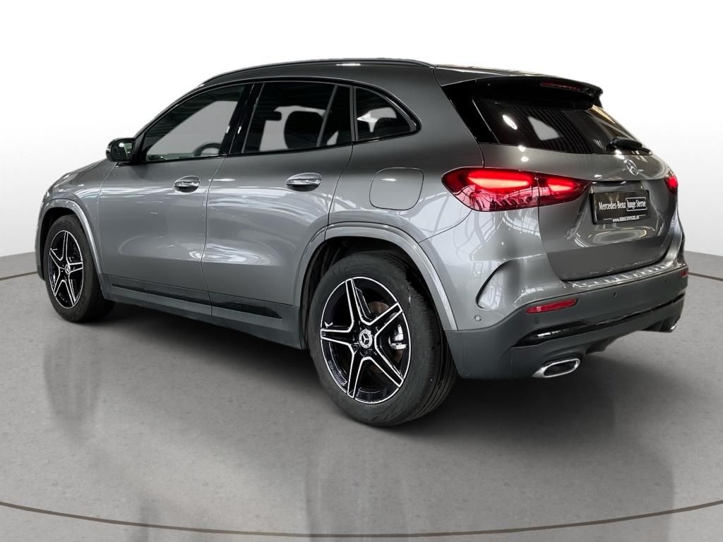 Mercedes-Benz GLA 200 2025