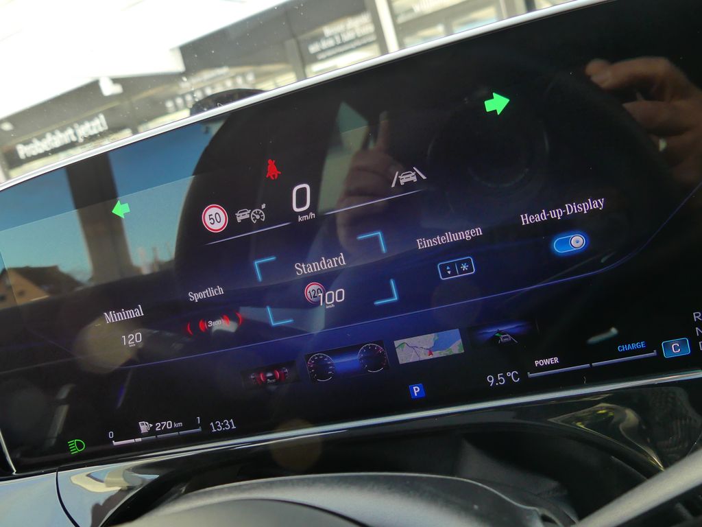 Mercedes-Benz E 220 2025