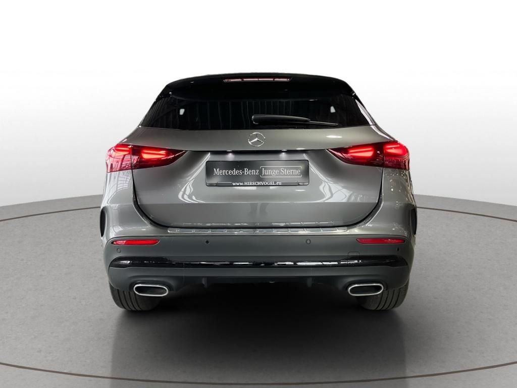 Mercedes-Benz GLA 200 2025