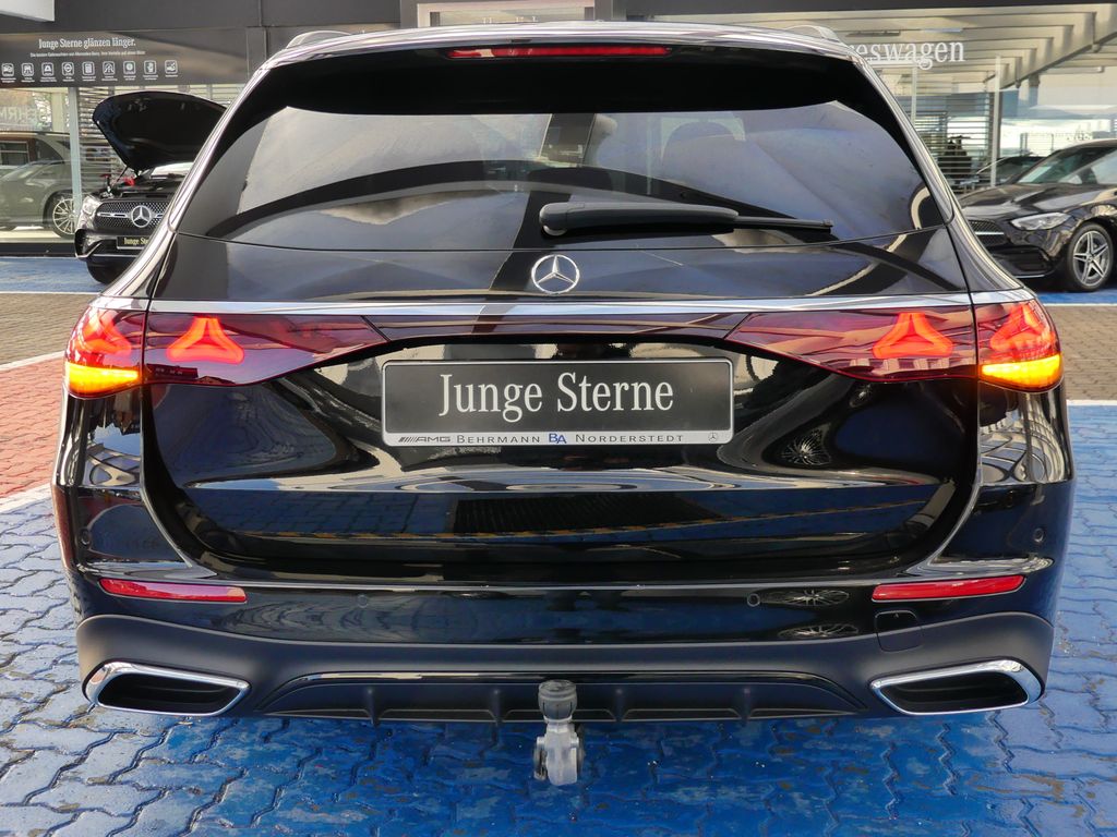 Mercedes-Benz E 220 2025