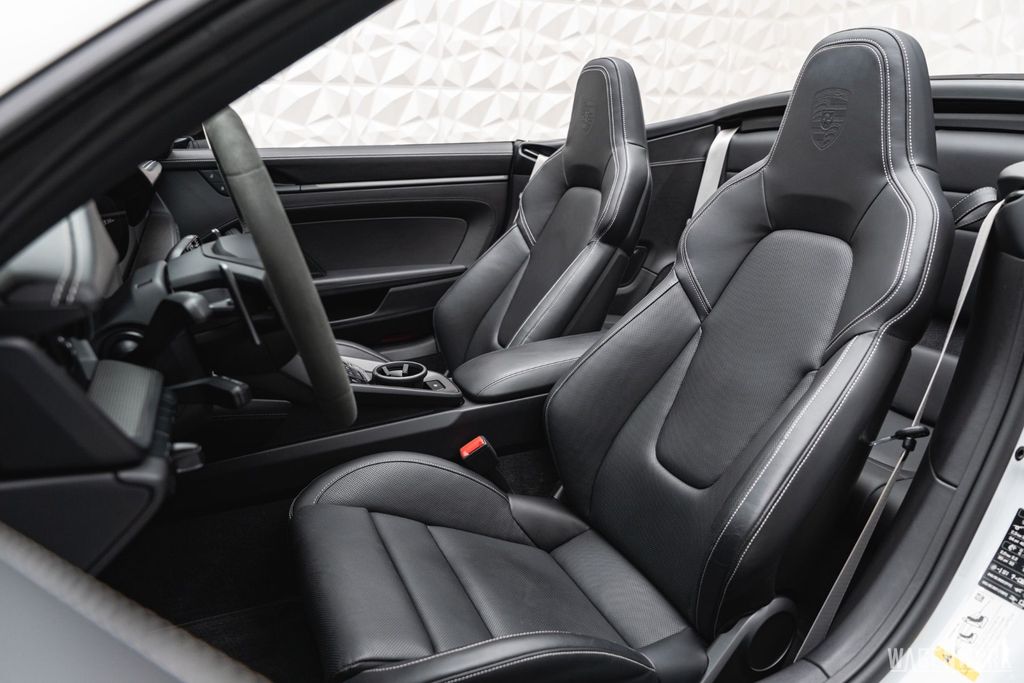 Porsche 992 2022