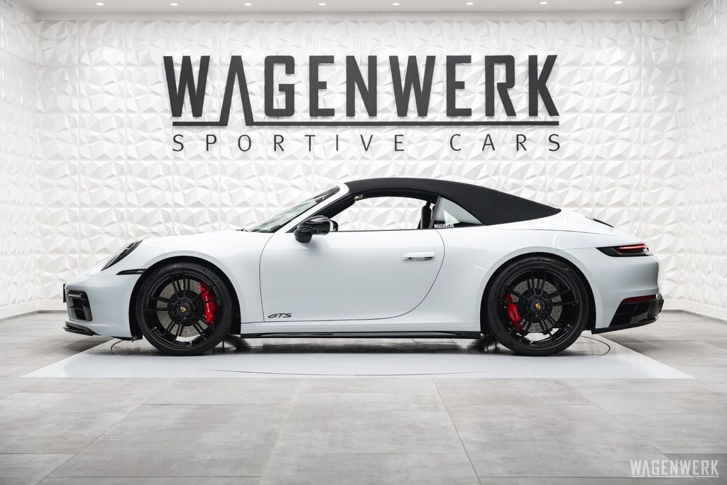 Porsche 992 2022