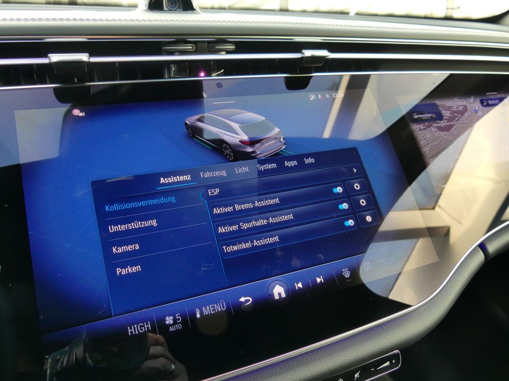 Mercedes-Benz E 220 2025