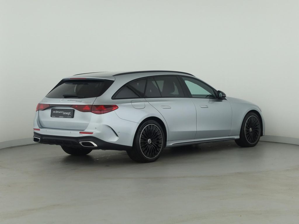 Mercedes-Benz E 300 2025