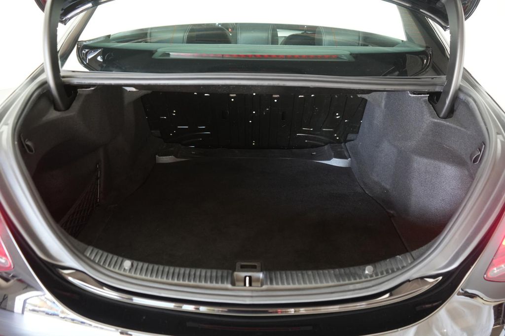 Mercedes-Benz C 300 2021