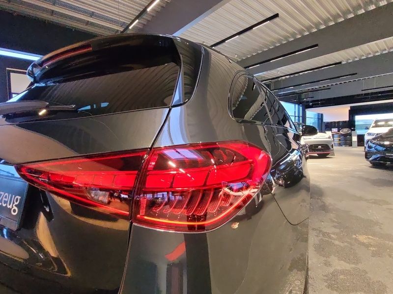 Mercedes-Benz C 220 2026