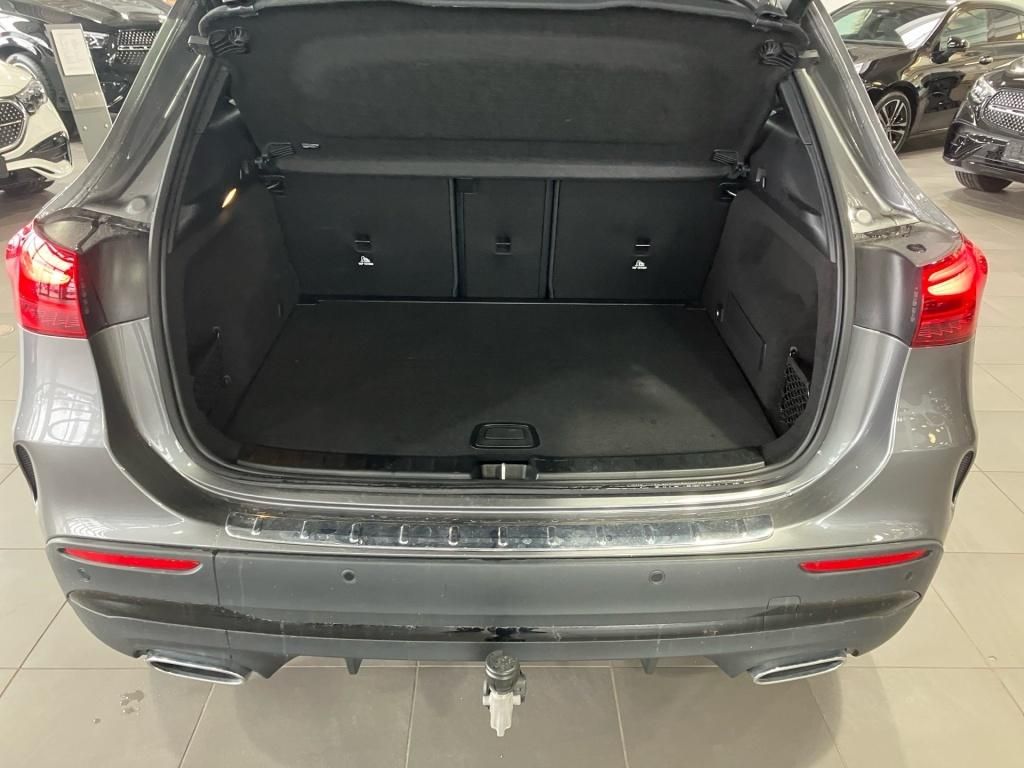 Mercedes-Benz GLA 200 2025